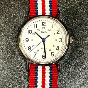 Timex Indiglo Field Watch White Dial Stainless Steel 38mm Case on NATO strap